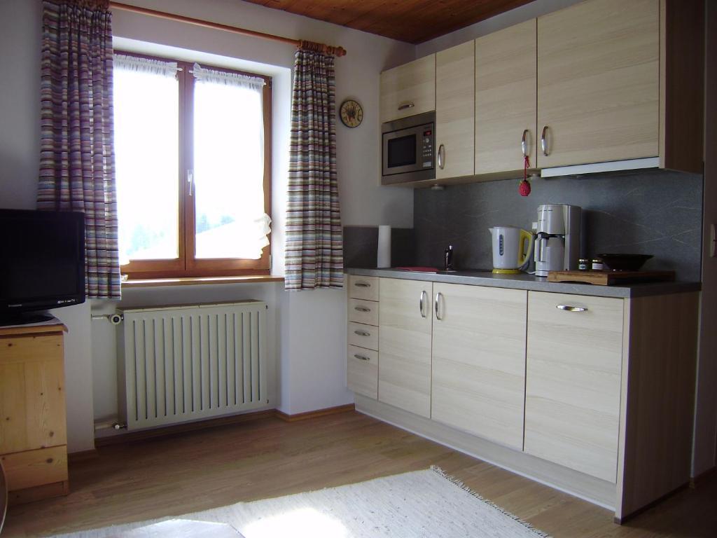 Haus Christl Reit Im Winkl, Kostenloser Parkplatz, 5 Minuten Zum Ortszentrum, Ruhige Lage, Wlan Ruang foto